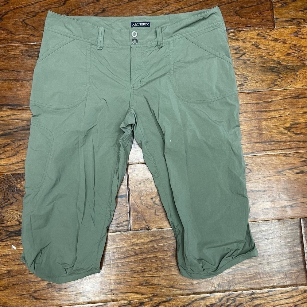 Arc’teryx women’s bridge pants